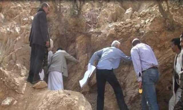 مقتل وإصابة 7 أشخاص في انهيار منجم ذهب بحجة ( الأسماء)