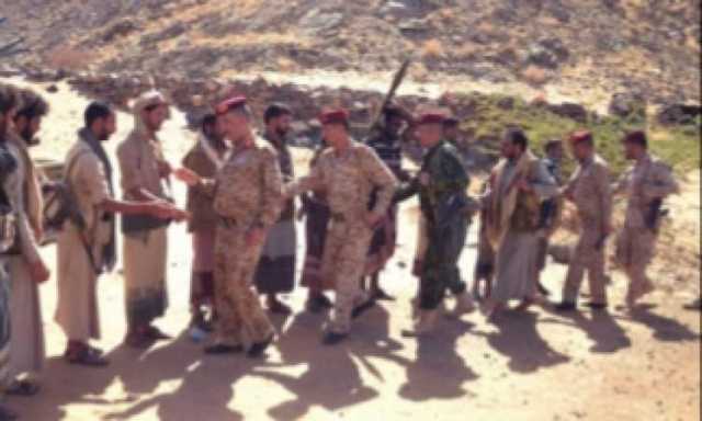 اللواء البزاغي يتفقد المرابطين في جبهة الجوبة في مأرب