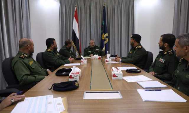 وزير الداخلية يترأس اجتماعا لمناقشة الوضع الأمني