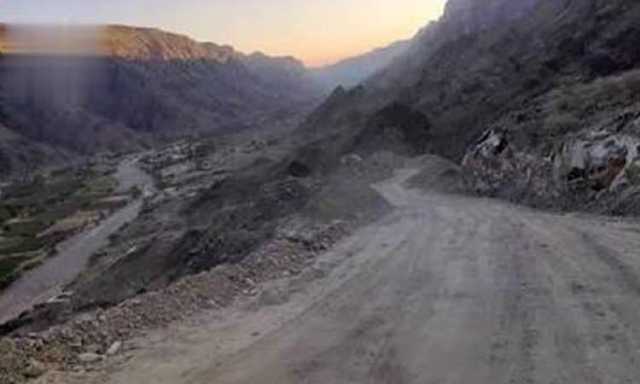 صنعاء تعلن مبادرة فتح طريق عقبة القنذع بشبوع