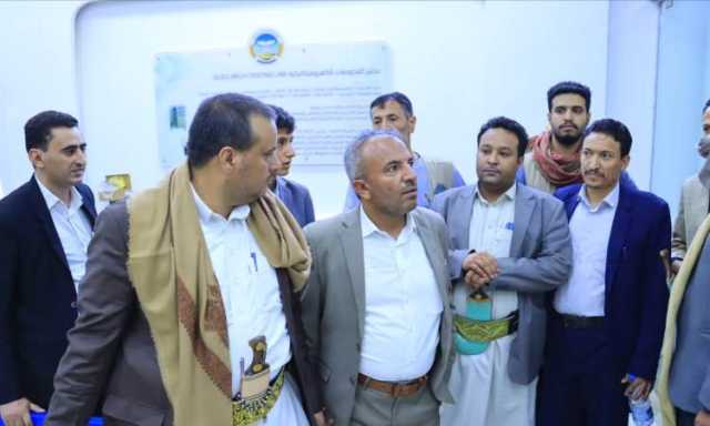 الاطلاع على سير العمل في مختبرات هيئة المواصفات والمقاييس