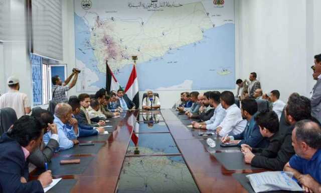 صنعاء تبحث سبل تسهيل وصول السفن وحاويات البضائع إلى ميناء الحديدة