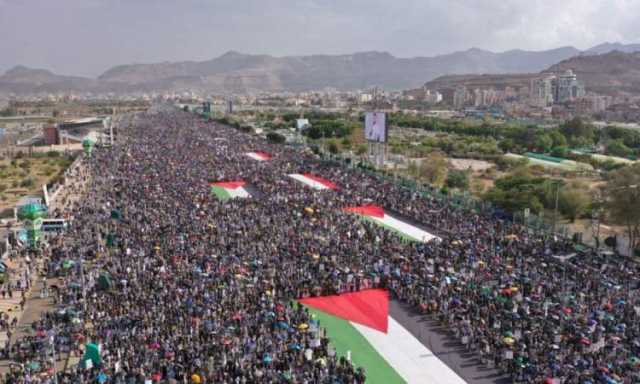 مسيرات مليونية بصنعاء تبارك انتصار ايران وتؤكد مواصلة دعم غزة