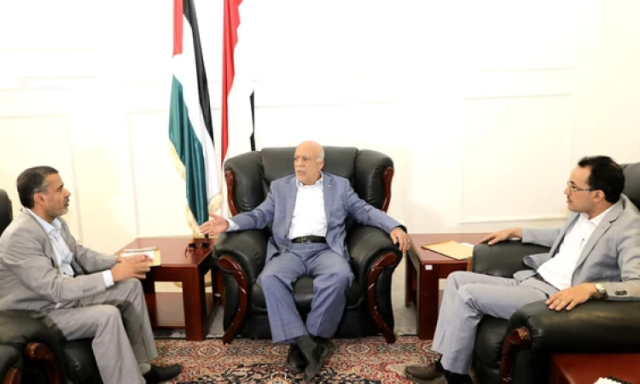 رئيس الوزراء يشيد بجهود وزارة الكهرباء