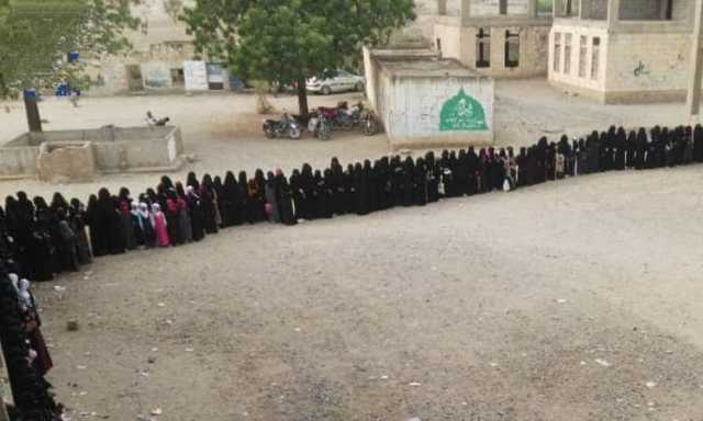 وقفة نسائية في الحديدة تضامناً مع فلسطين وتأييداً للعمليات العسكرية