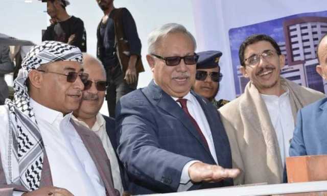 بن حبتور والنعيمي يدشنان الاستراتيجية الثانية لجامعة الرازي 2025- 2030م
