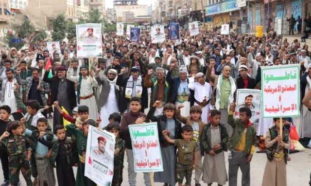 مسيرات حاشدة في الضالع تحت شعار “عامان من العطاء.. ووفاء لدماء الشهداء”