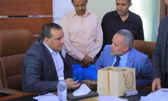 القائم بأعمال وزير الاقتصاد يلتقي المواطنين في اليوم المفتوح