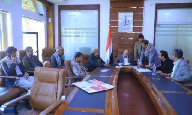 نائب وزير الاقتصاد يلتقي المواطنين والقطاع الخاص خلال اليوم المفتوح