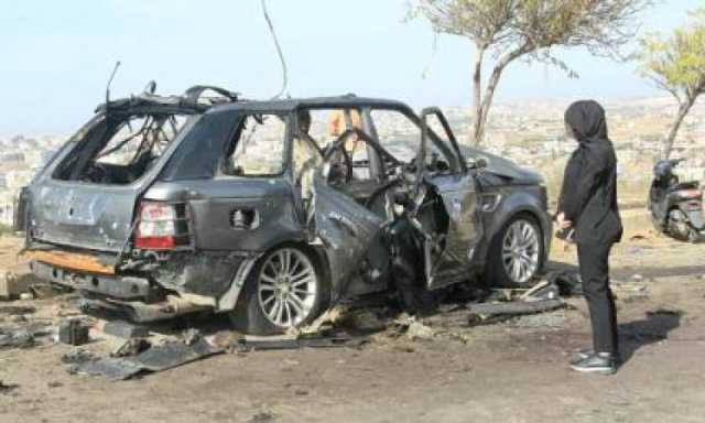 شهيدان و7 جرحى باستهداف سيارة ودراجة في جنوب لبنان