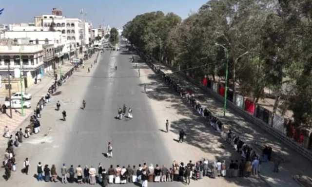 وقفة مسلحة لأبناء مديرية الثورة بالامانة وفاء للشهداء وثباتا على الموقف