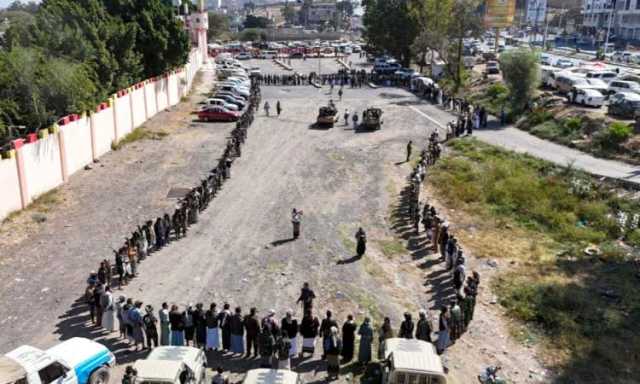 وقفة حاشدة في تعز لإعلان النفير العام والجهوزية لمواجهة العدوان