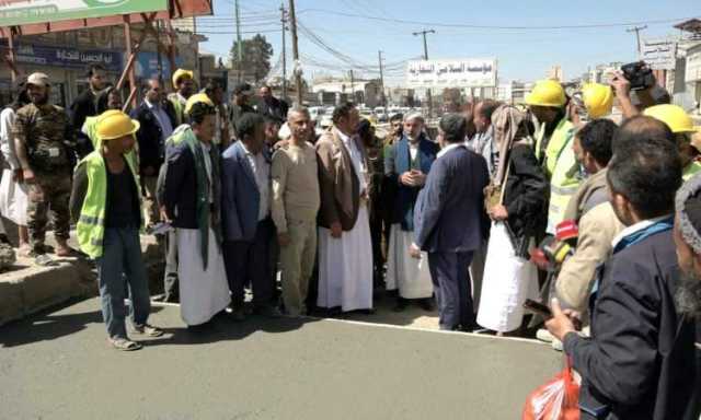 القائم بأعمال رئيس الوزراء يتفقد عدداً من المشاريع في أمانة العاصمة