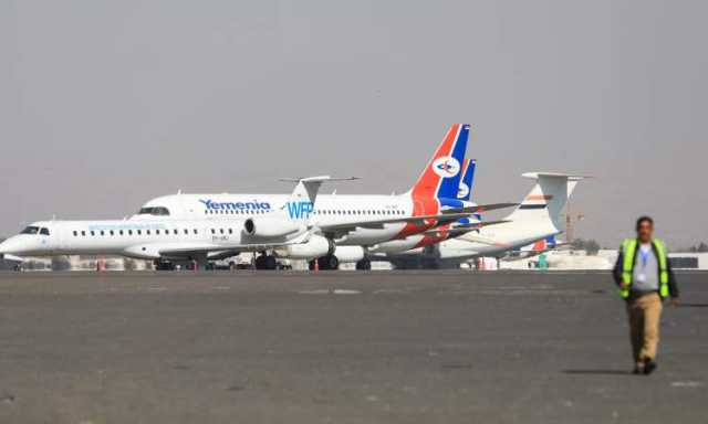 وزير الصحة: تعطيل مطار صنعاء يحرم الالاف من الدواء والعلاج