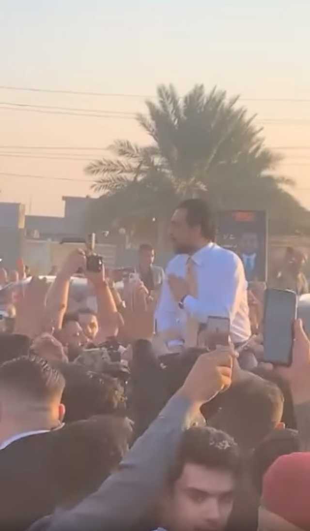 بالفيديو.. جمهور الرئيس الحلبوسي في الكرمة يحملونه على الاكتاف ويرددون “هلا بيك هلا”