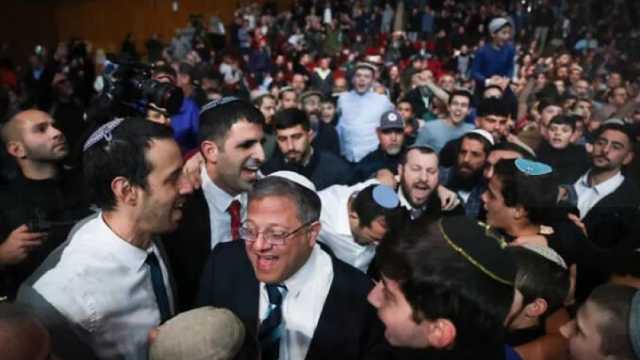 دعوات طرد الفلسطينيين وإعادة احتلال قطاع غزة تفاقم الانقسامات بحكومة نتنياهو
