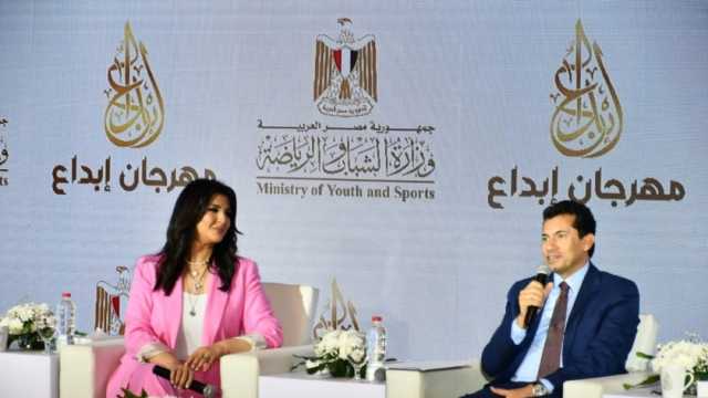 منى الشاذلي سفيرة مهرجان إبداع لشباب الجامعات