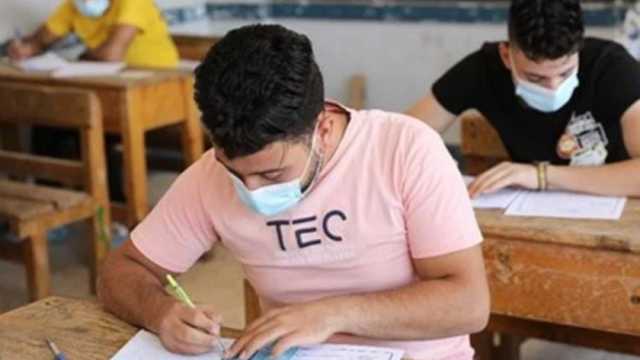 نموذج امتحان الفيزياء للثانوية العامة 2024.. «أسئلة لن يخرج عنها»