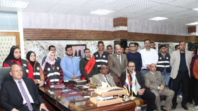 أجواء احتفالية في جامعة سوهاج فرحا بفوز الرئيس السيسي بالانتخابات