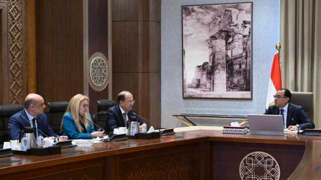 مدبولي يلتقي مسؤولي «كوفي كاب» لتصنيع الكابلات الكهربائية وأسلاك السيارات