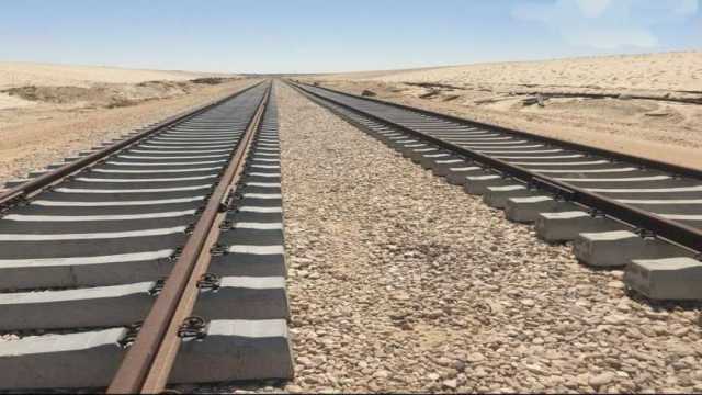 «النقل»: تشغيل خط السكة الحديد من «الفردان» إلى «بئر العبد» منتصف 2024