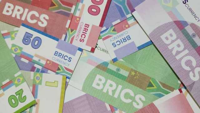 أسعار عملات البريكس مقابل الجنيه المصري اليوم الأحد 27-10-2024