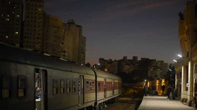 إيقاف قطار أبو قير بالإسكندرية للأبد.. تفاصيل الرحلة الأخيرة (صور)