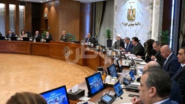 الحكومة تمنح الرخصة الذهبية لشركة تصنيع وتعبئة المواد الغذائية
