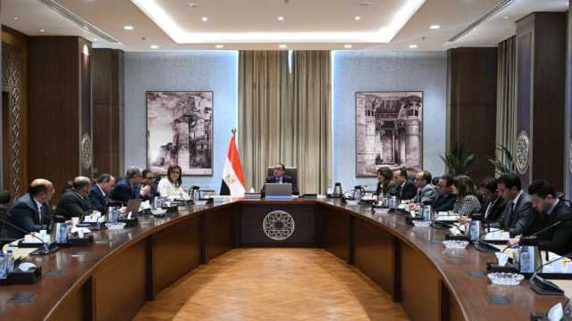 رئيس الوزراء يتابع تصورات الموازنة التقديرية للمرحلة الثانية من حياة كريمة