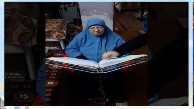 «زينب» تقهر الأمية في سن الـ72.. حرمها «القلب» في الطفولة وحقق أحفادها حلمها