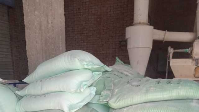 ضبط 17 طن دقيق مدعم قبل بيعها في السوق السوداء