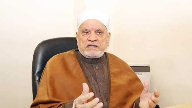 شقيق الدكتور أحمد عمر هاشم: خبر وفاته شائعة لا أساس لها من الصحة