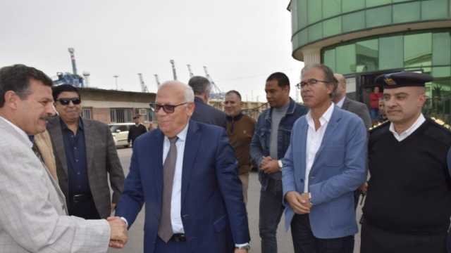 محافظ بورسعيد يتفقد جاهزية لجان الوافدين قبل انطلاق ماراثون الانتخابات الرئاسية