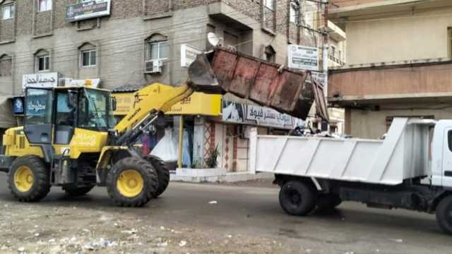 تكثيف أعمال النظافة والإنارة ورفع كفاءة الطرق في مركز بيلا بكفر الشيخ