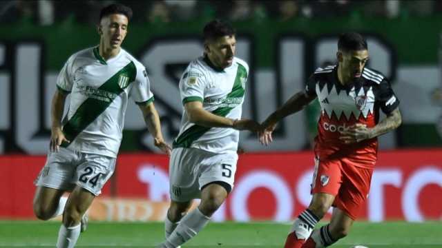 ريفربليت يقع في فخ التعادل أمام بانفليد بكأس رابطة الدوري الأرجنتيني