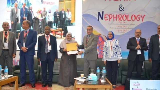 افتتاح المؤتمر السنوي الثالث لأمراض الباطنة والكلى في جامعة أسيوط