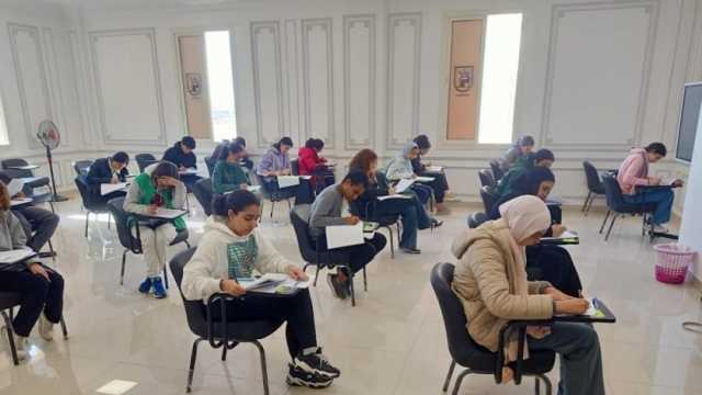 بدء امتحانات أول فصل دراسي في البرامج الدراسية لطلاب جامعة القاهرة الدولية