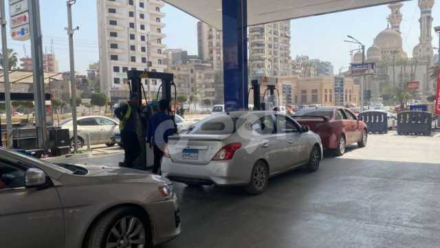 ضبط 1500 لتر بنزين وسولار في محطات وقود تعمل بدون ترخيص بالشرقية