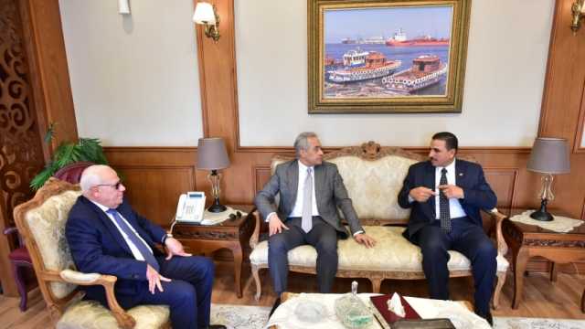 وزير العمل يفتتح معرضا في مركز التدريب المهني ببورسعيد