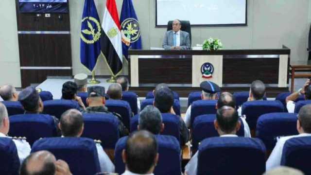 ندوة تثقيفية للضباط المتدربين بكلية التدريب والتنمية بأكاديمية الشرطة