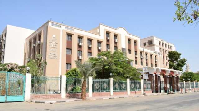 تجهيز 5 أسرة عناية بـ5 ملايين جنيه في قسم النساء والتوليد بـ«جامعي سوهاج»
