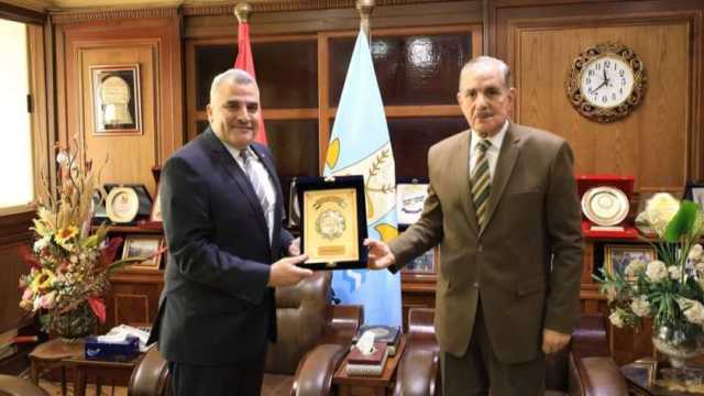 محافظ كفر الشيخ يبحث مع «حماية البحيرات» سُبل تنمية الثروة السمكية