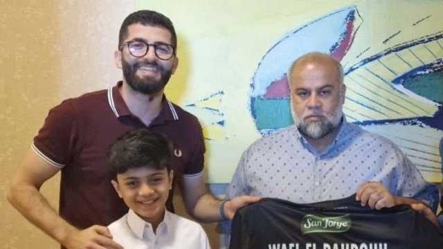 «بالستينو» فريق المهاجرين الفلسطينيين بتشيلي يكرم الدحدوح على طريقته
