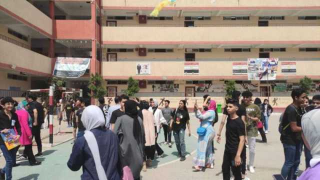 مدارس تعمل بنظام الفترتين في العام الدراسي الجديد.. اعرفها