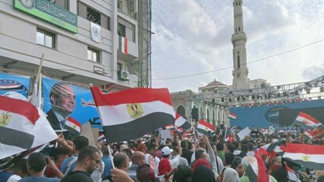 خروج الآلاف بالإسكندرية للاحتفال بذكرى نصر أكتوبر ودعم الرئيس السيسي في الانتخابات