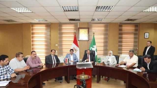 محافظ الشرقية يوجه بإعداد تقرير مفصل للقرى والمدن وسرعة توزيع التابلت