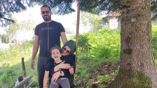 «نوتفيكيشن» خير من ألف ميعاد.. «أحمد وبيضاء» اجتمعا على حب العربي