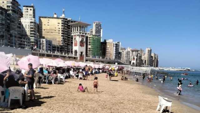 طقس الإسكندرية اليوم.. أجواء حارة واضطراب في أمواج شواطئ العجمي