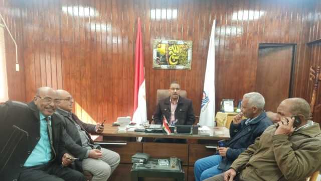 مديرا تعليم وتضامن قوص يتابعان استعدادات قوافل «بالوعي مصر الأفضل»
