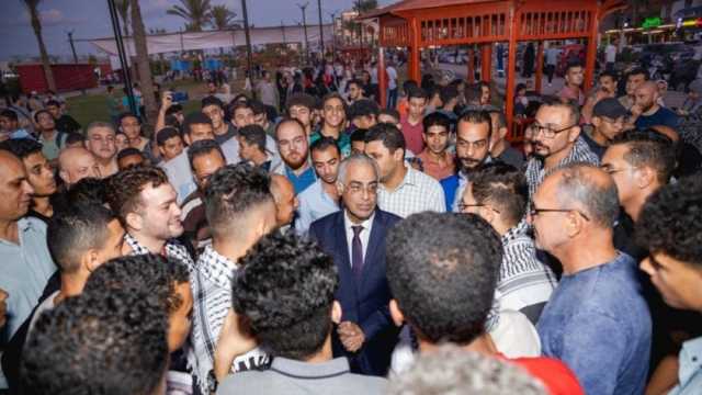 مسيرة حاشدة لطلاب جامعة بورسعيد لتأييد السيسي في دعم القضية الفلسطينية